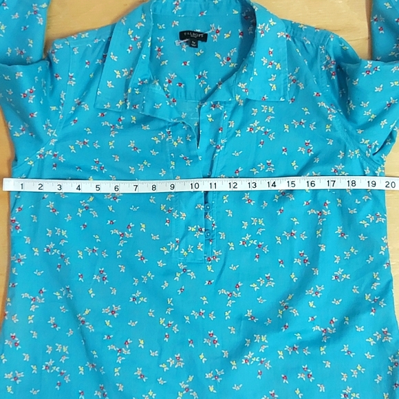 🛍3 for $25- Talbots Turquoise Shirt with Mini Flowers, Size Small🛍 - Picture 7 of 11